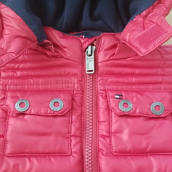 Tommy Hilfiger Red Puffer Coat - Picture 5 of 10